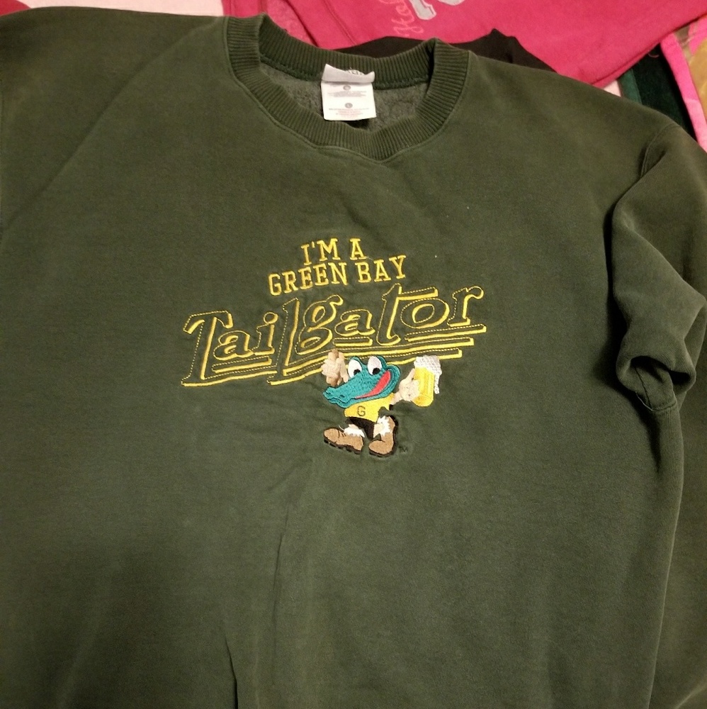 Sweatshirt